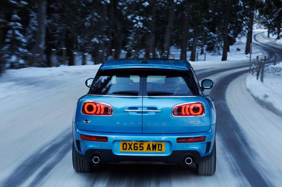  Mini Cooper S Clubman ALL4 2016 года  (фото 35 из 37)